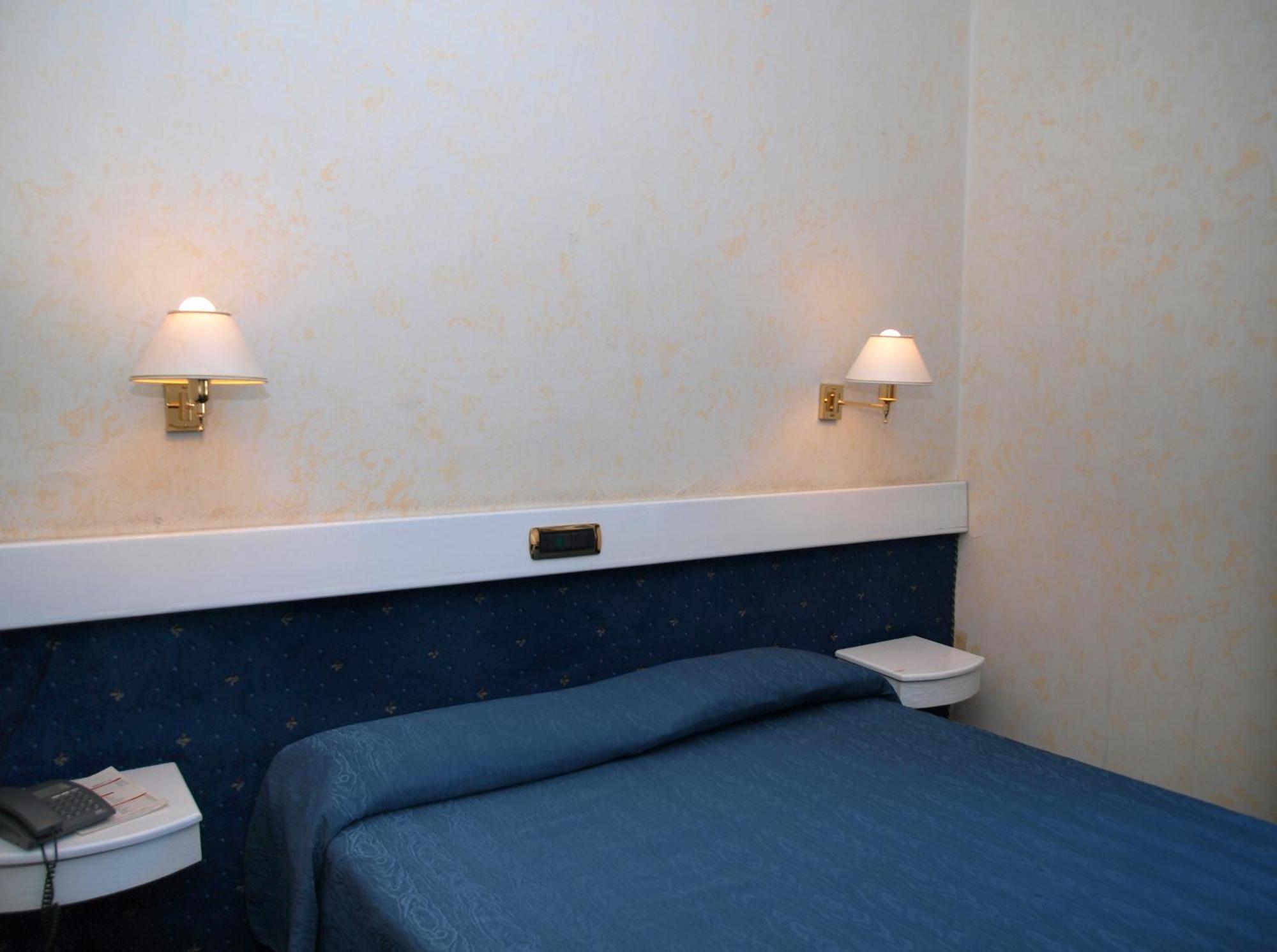 Eurohotel Piacenza Eksteriør billede