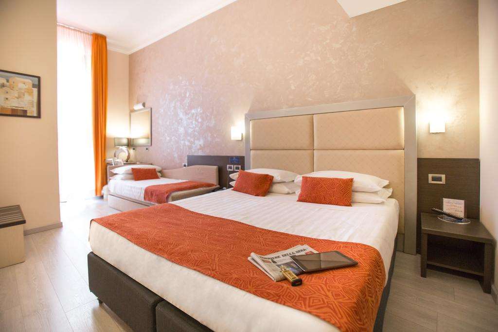 Eurohotel Piacenza Værelse billede